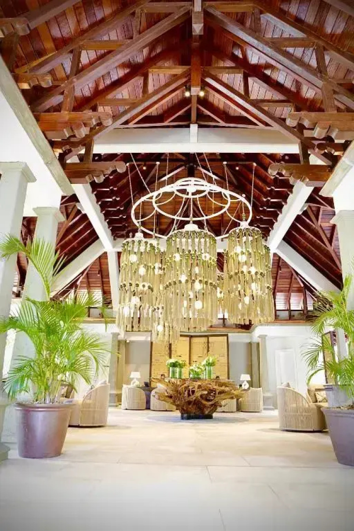 Maradiva Villas Resort & Spa