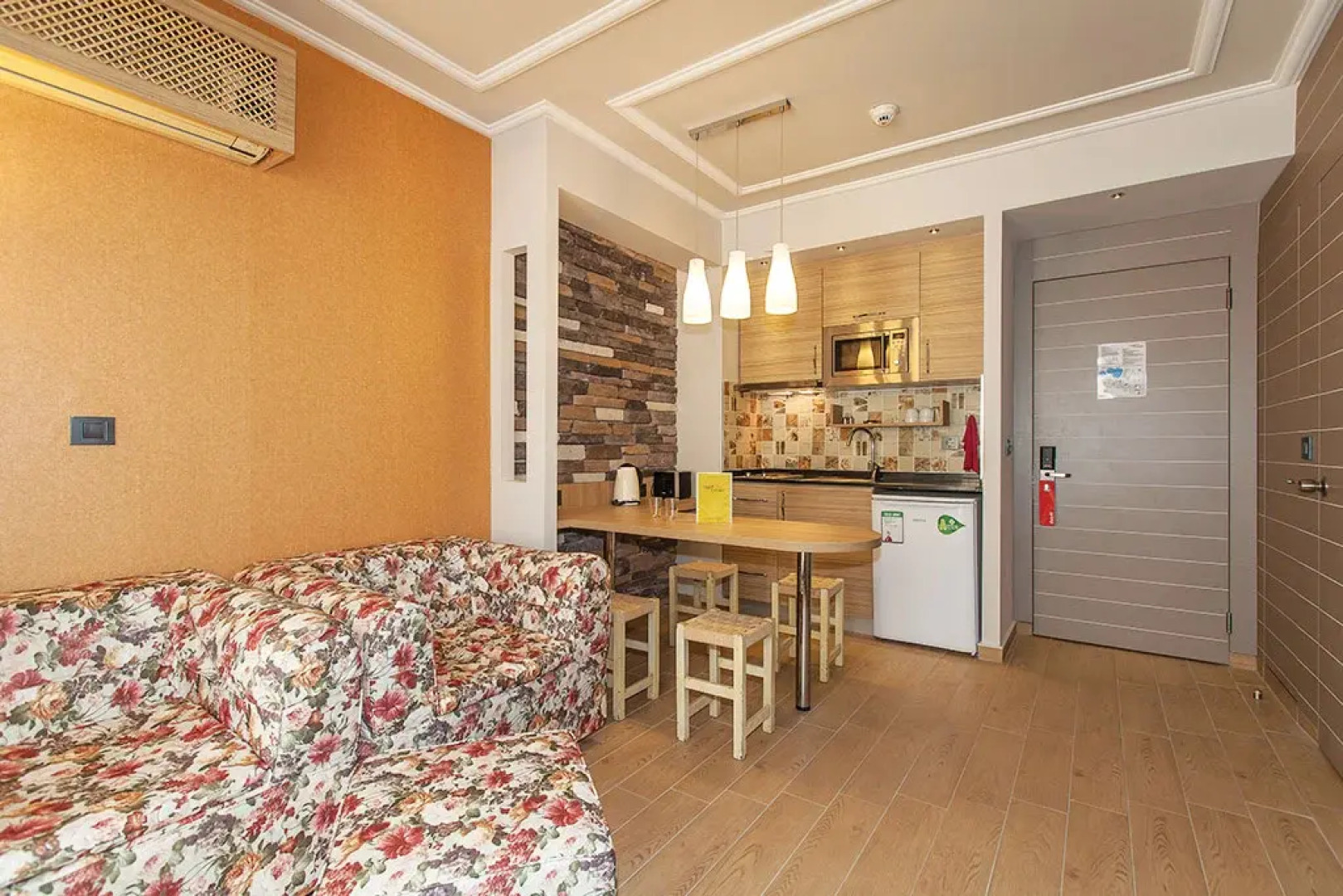 Exelsior Beach Aparthotel