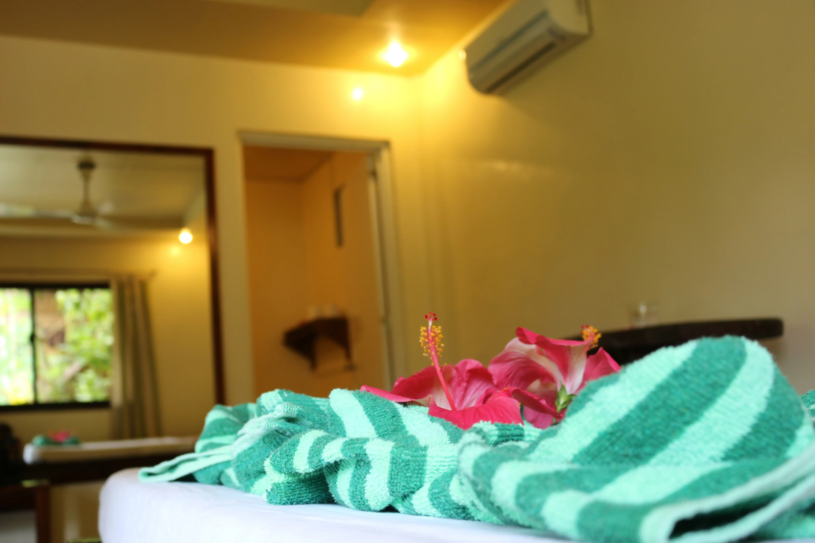 La Luna Island Resort