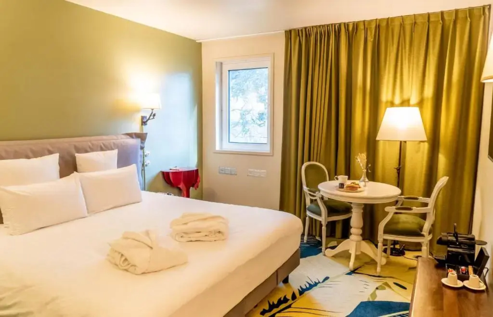 Demeures de campagne Parc du Coudray – Mercure