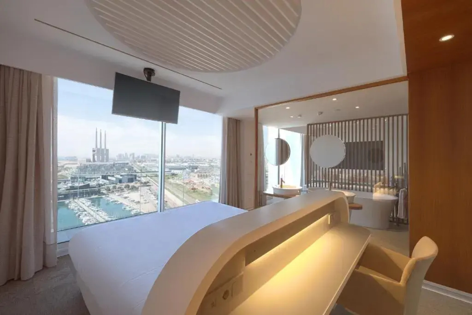 Отель Marina Badalona