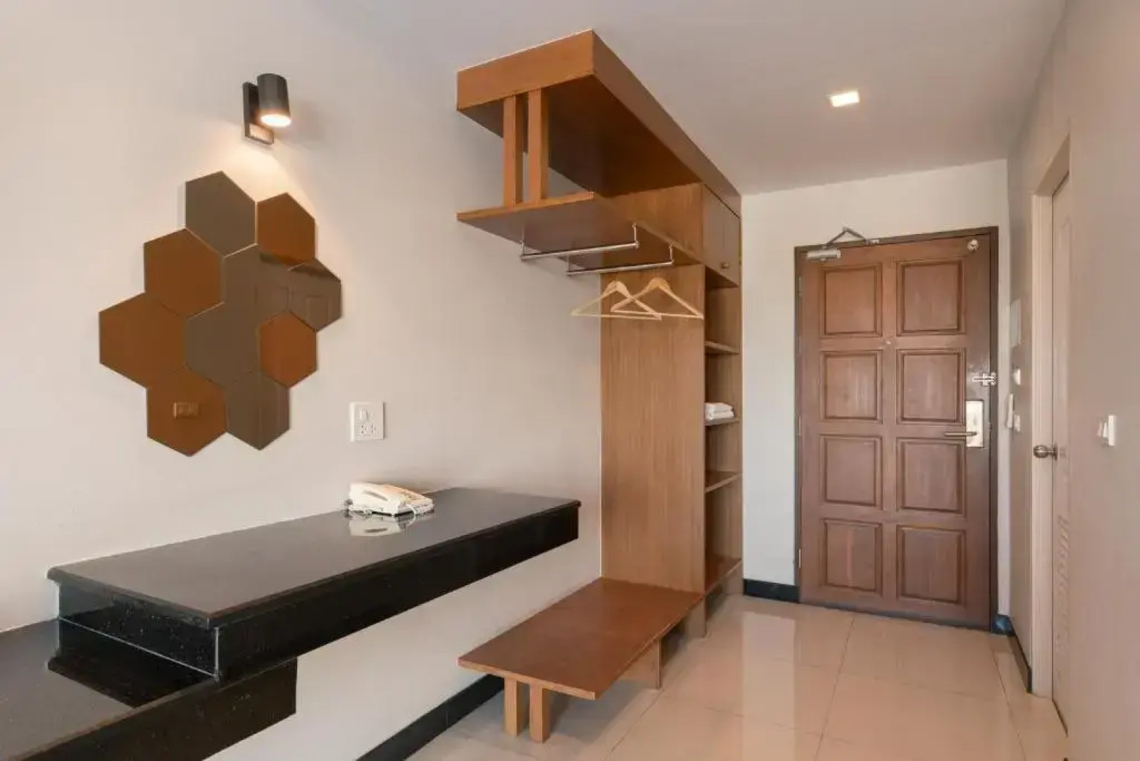 Golden Foyer Suvarnabhumi Airport Hotel