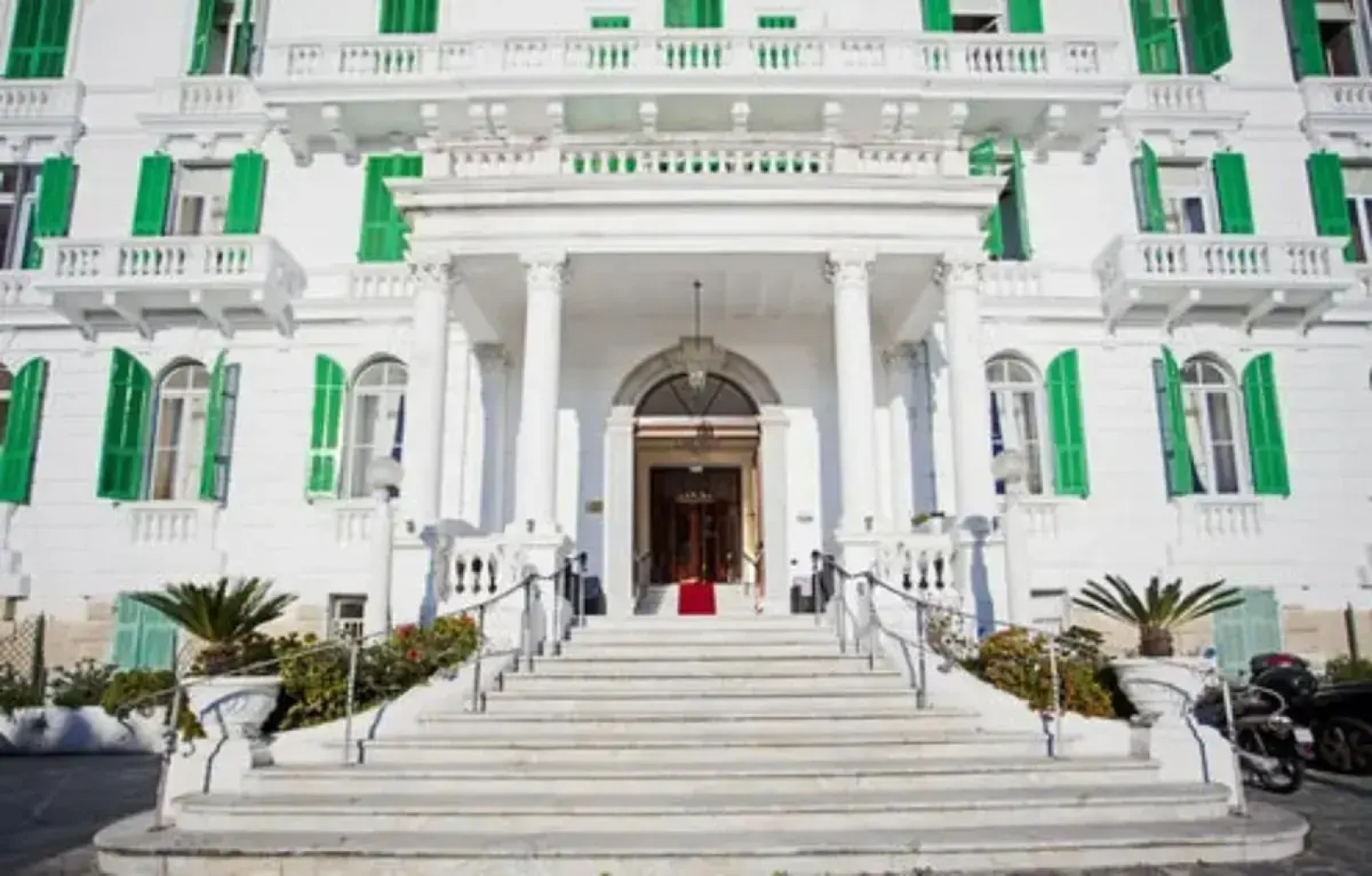 Отель Grand Hotel & Des Anglais