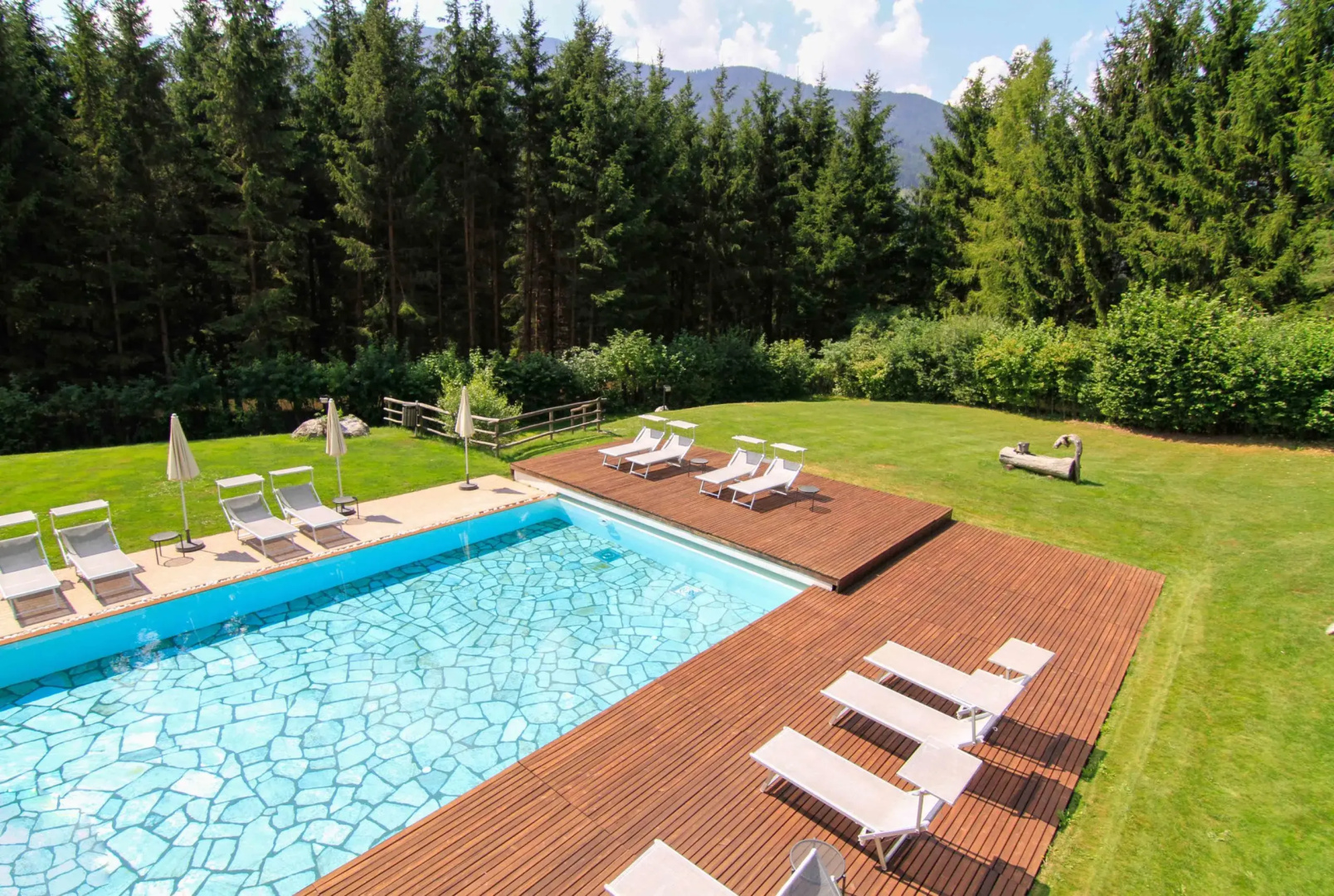Castelir Suite Hotel