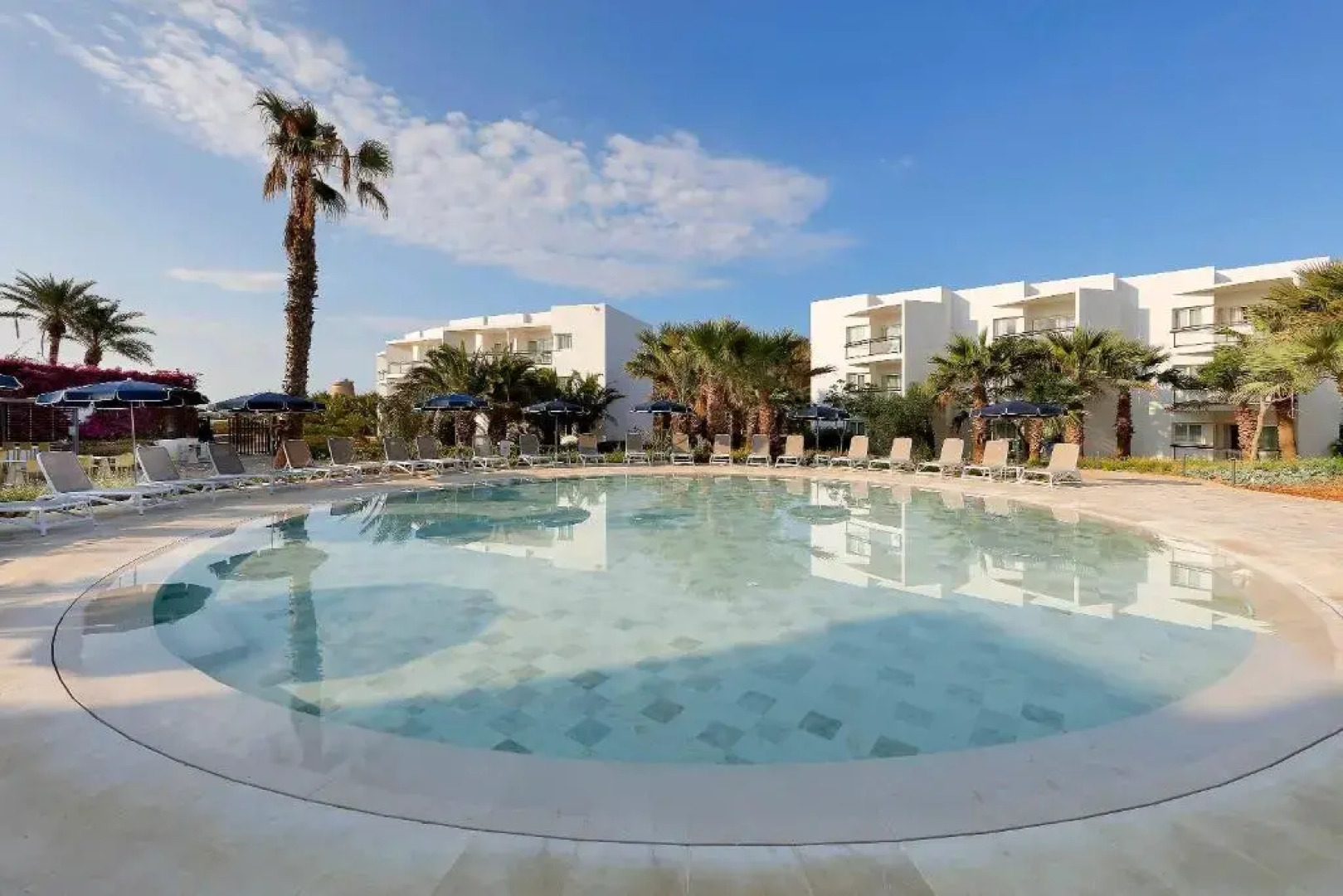 Отель Grand Palladium Palace Ibiza Resort & Spa