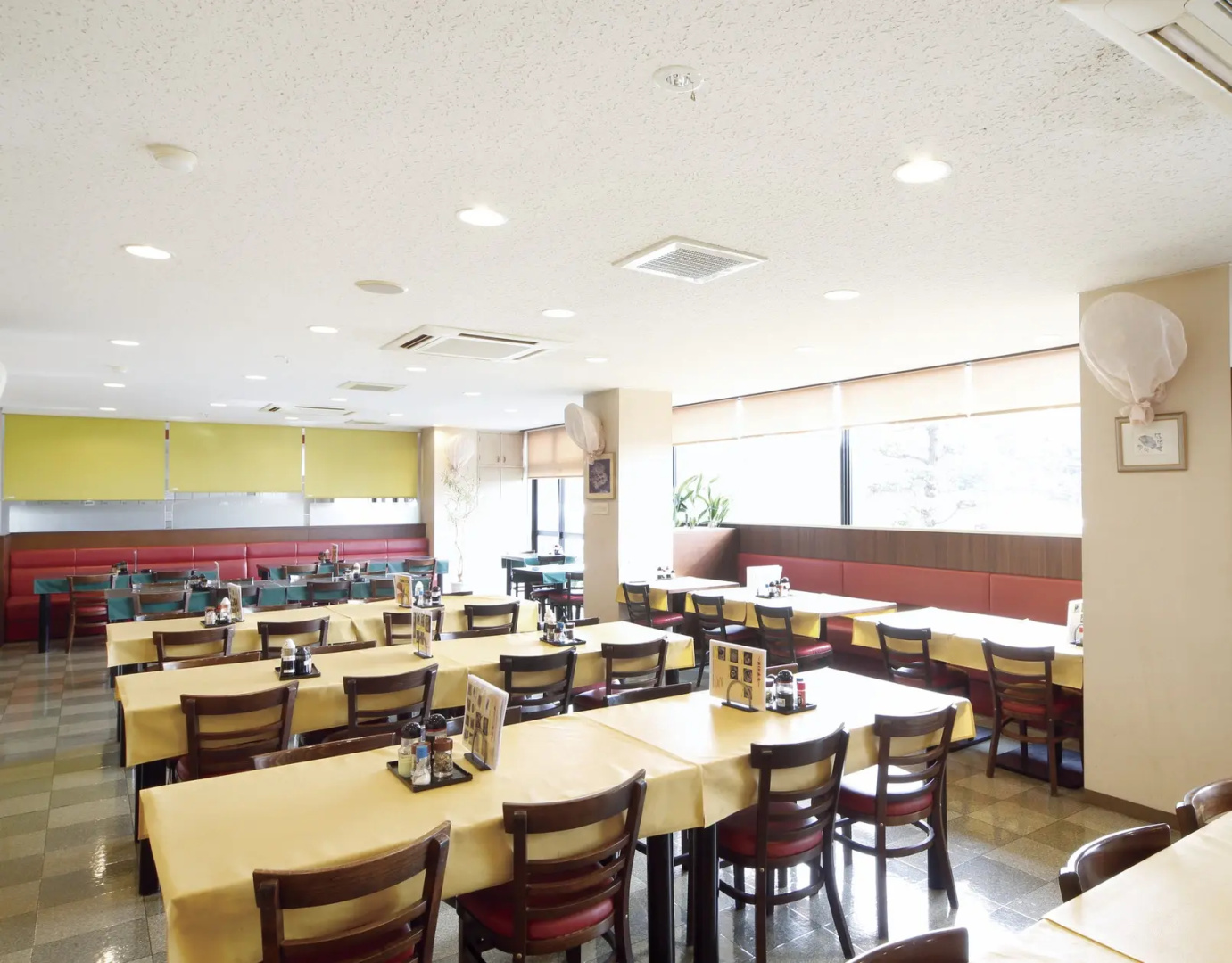 Forest Inn Gobo