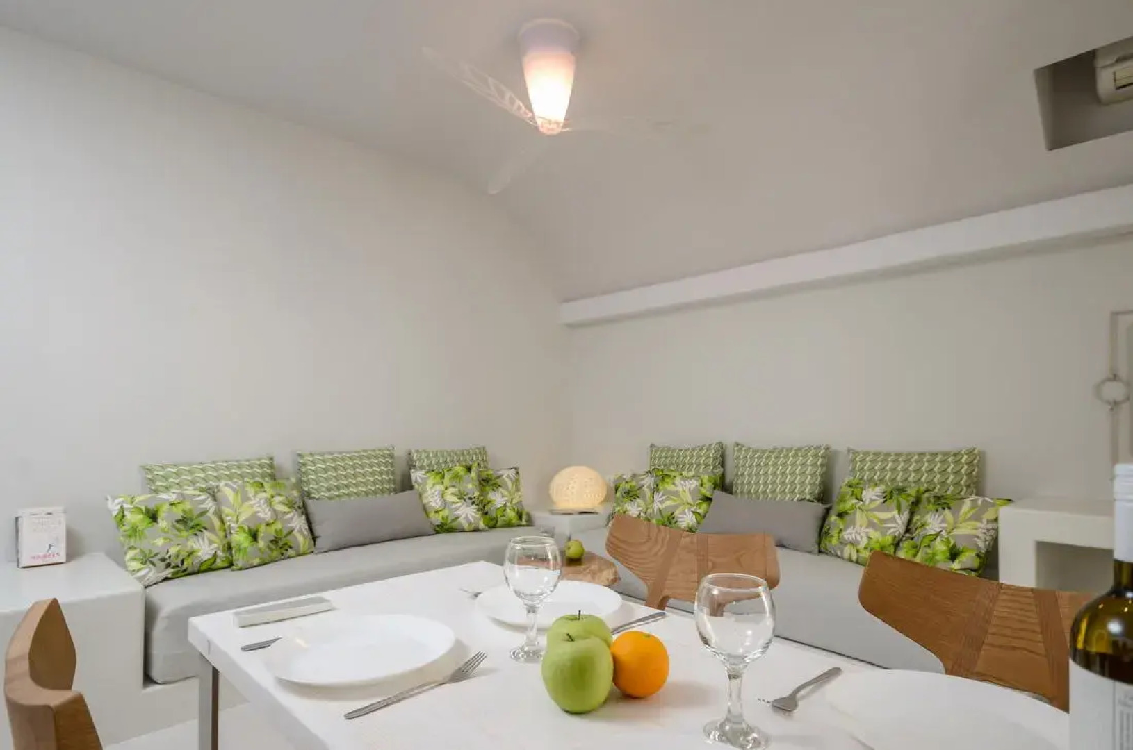 Antony Suites - Adults Only