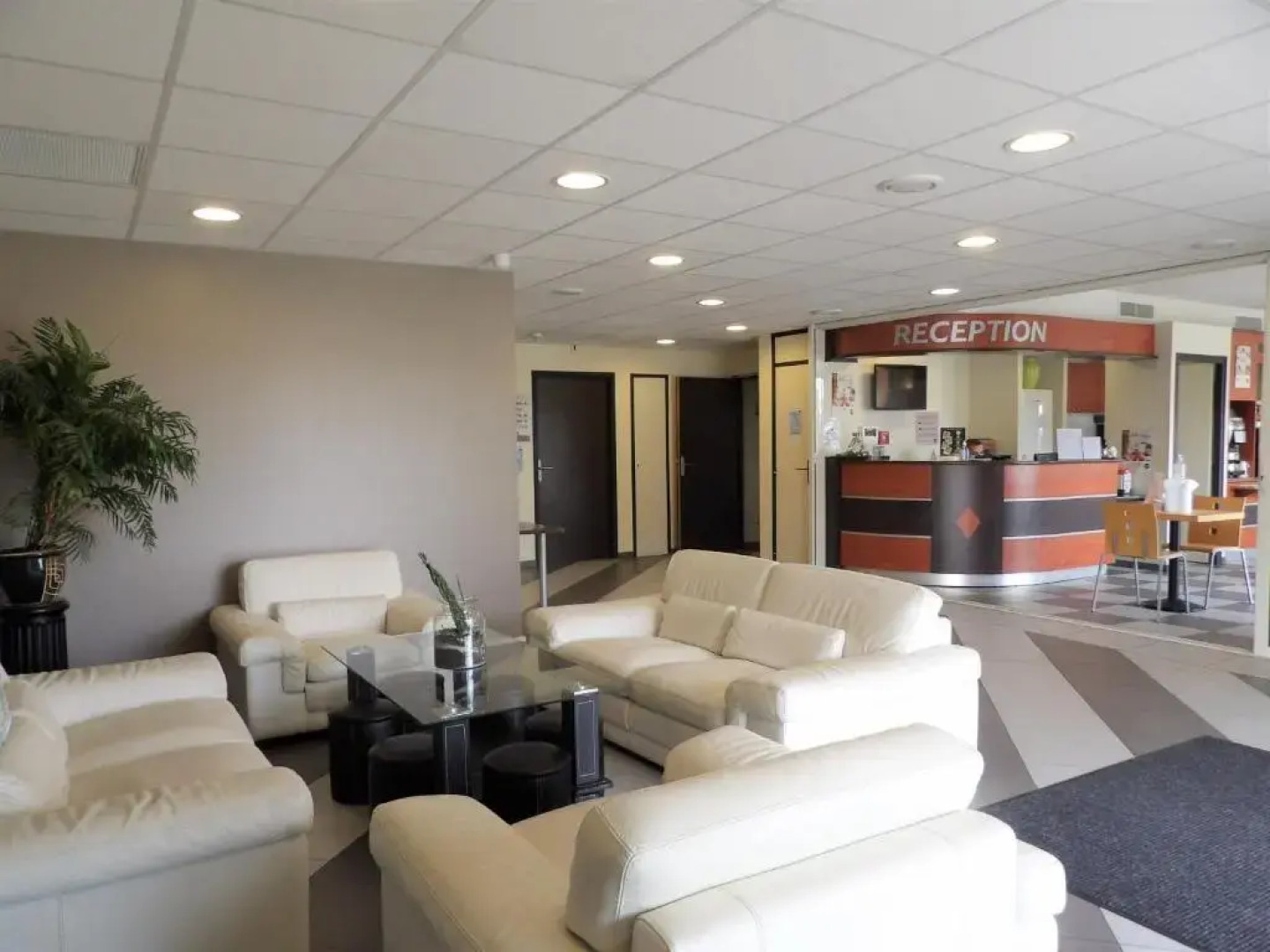 Отель B&B Agen Castelculier