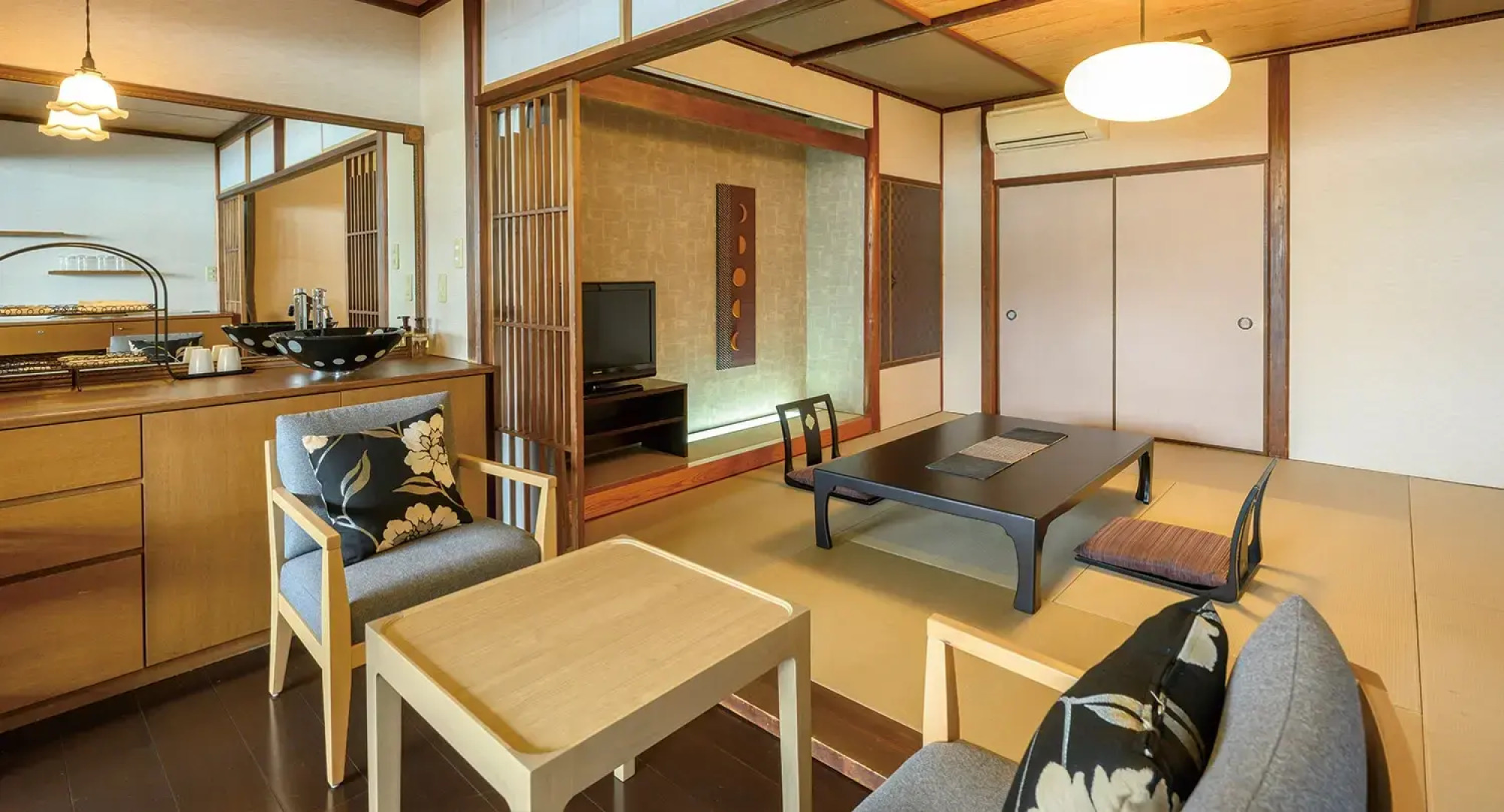 Kamenoi Hotel Nachi Katsuura Kumano Kodo