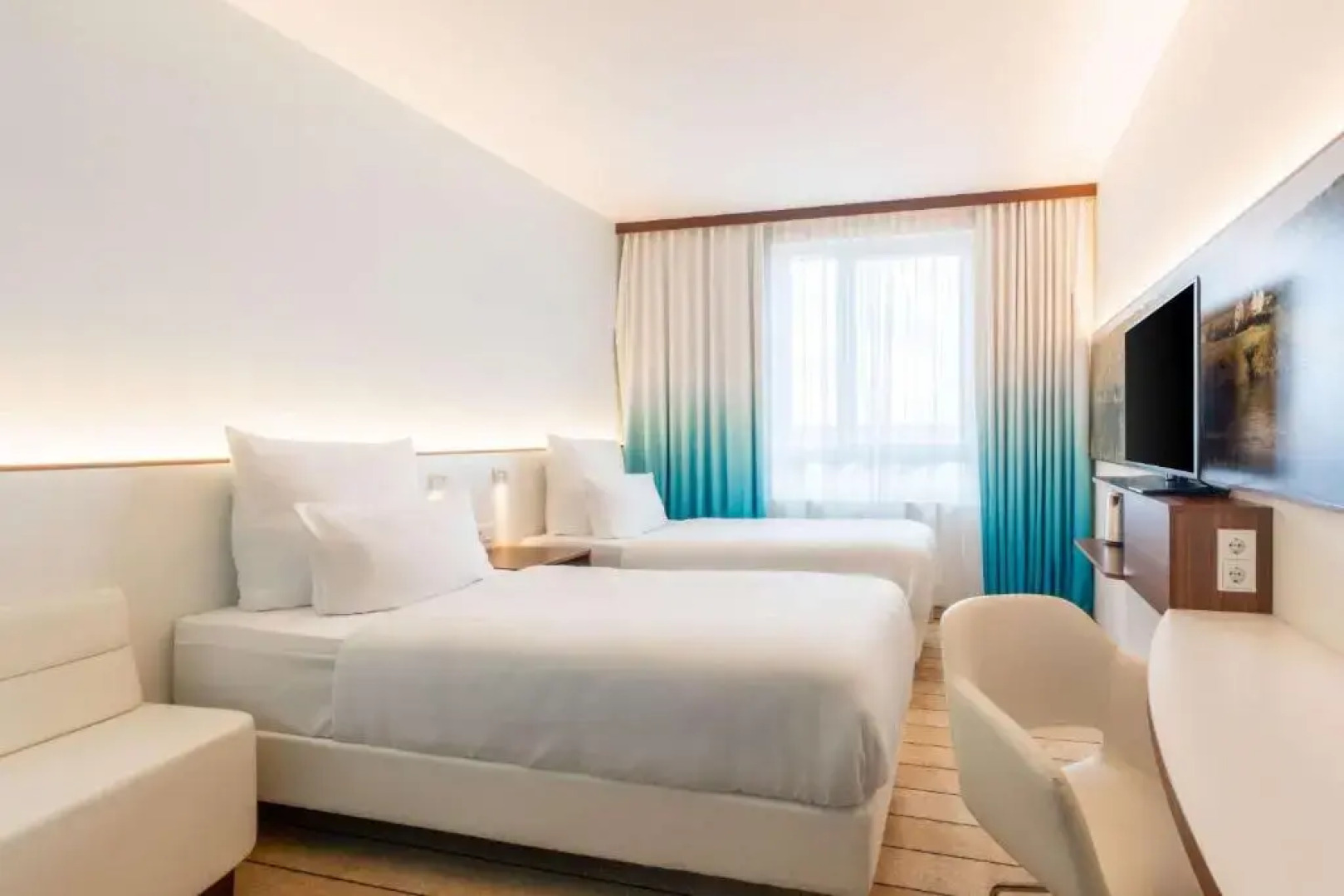 Hey Lou Hotel Frankfurt Airport	