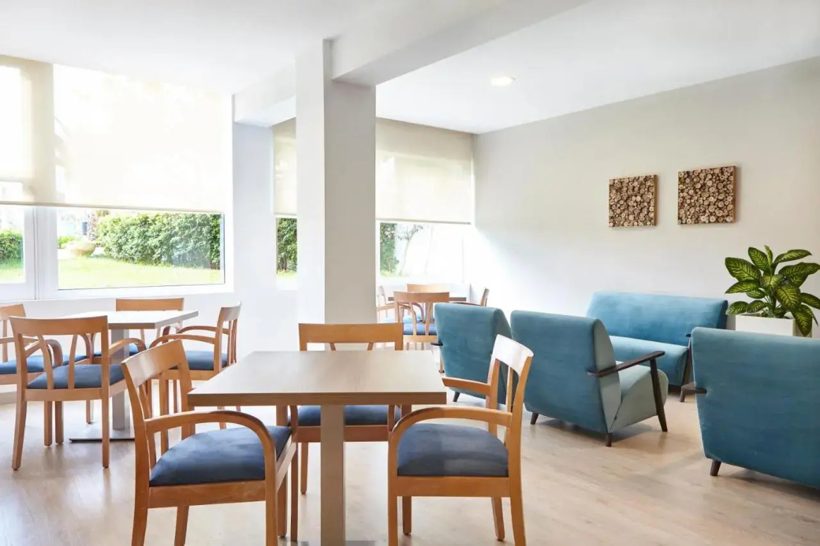 Отель Universal Castell Royal