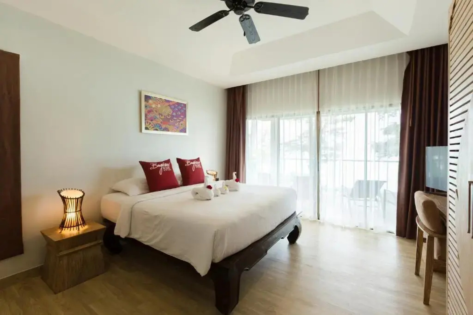 Bayview Resort Phi Phi Island - Beach Front Resort