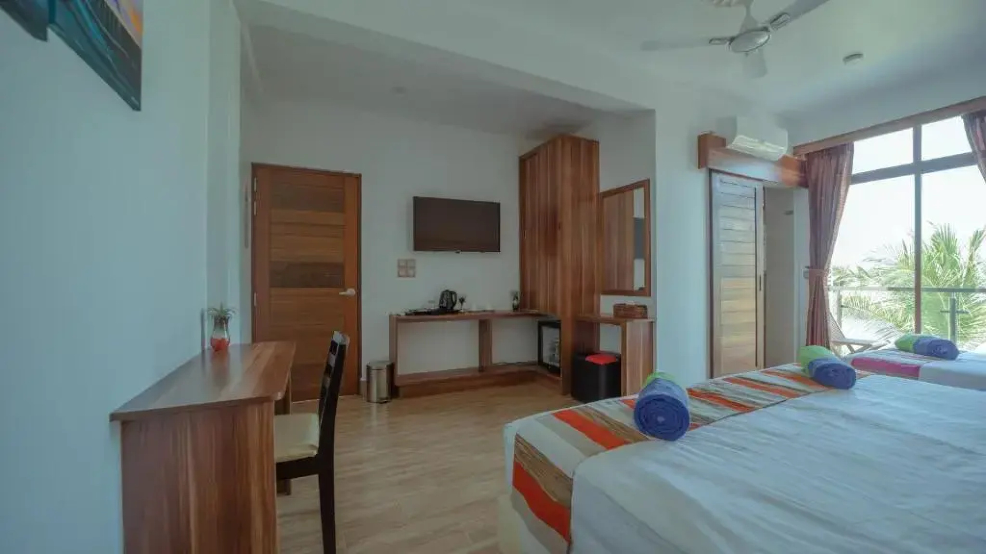Rosy Villa Hotel