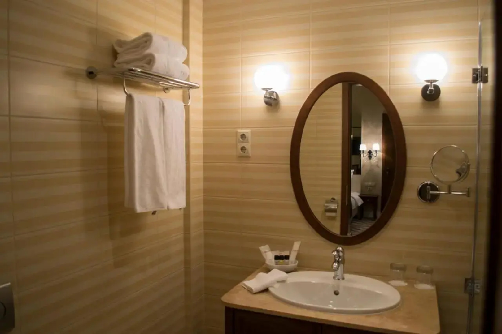 Mirage Medic Hotel