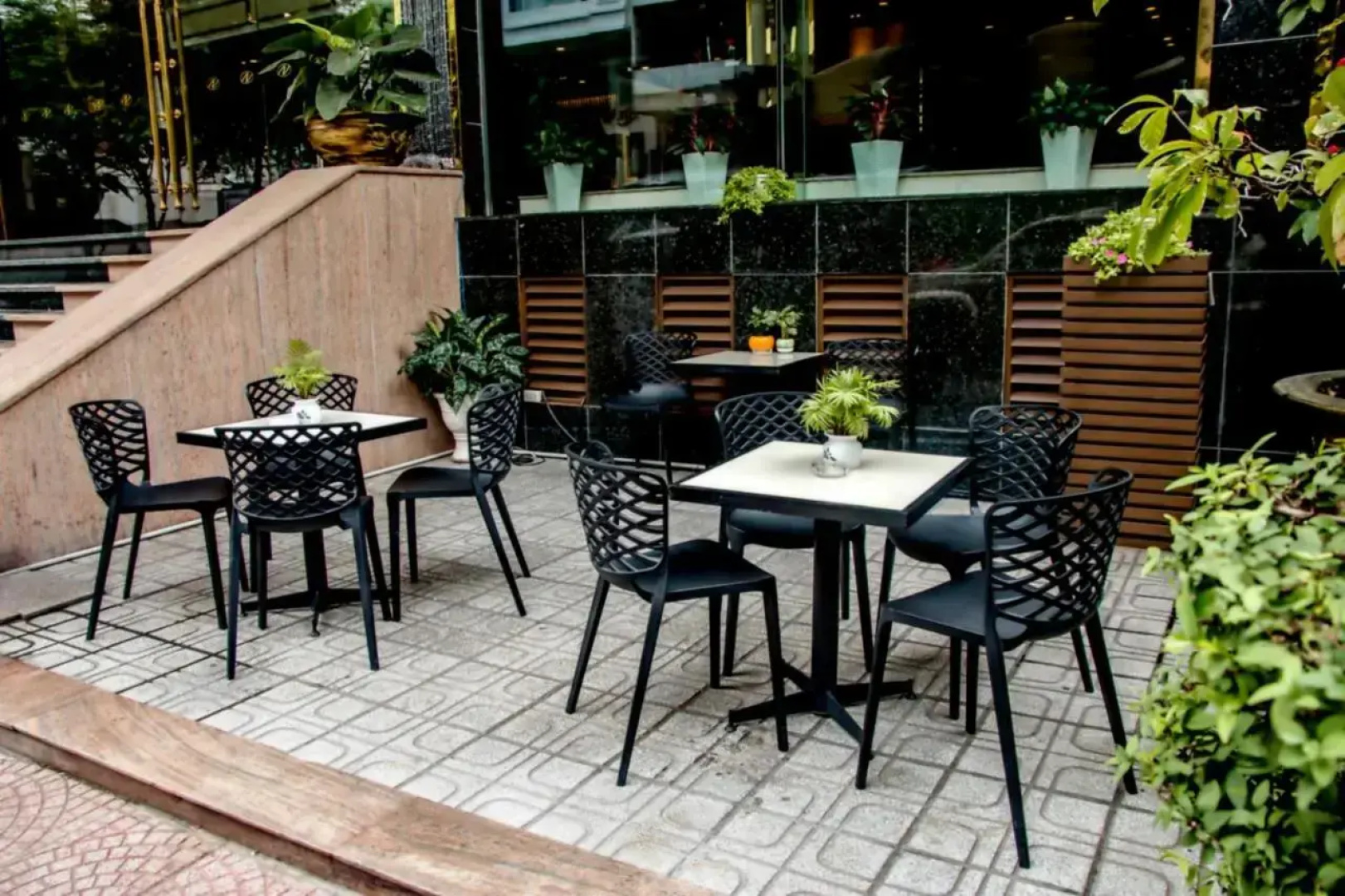 Kin Hotel Thi Sach