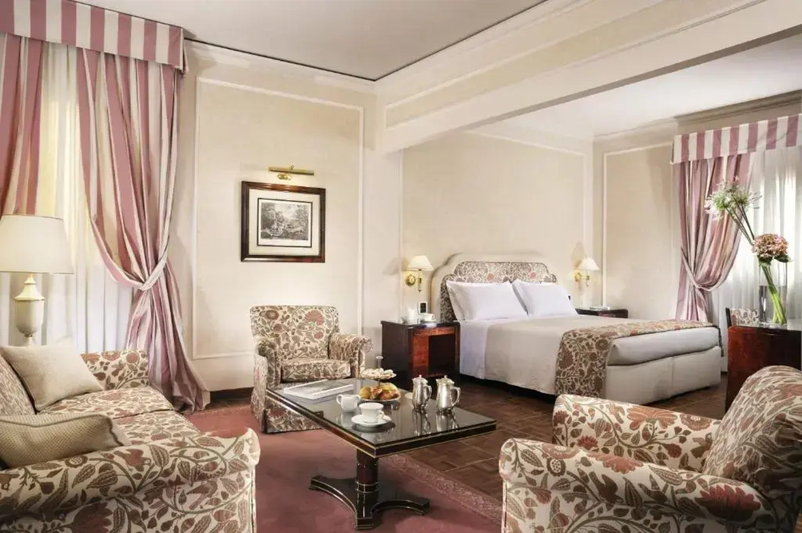 Hotel De La Ville