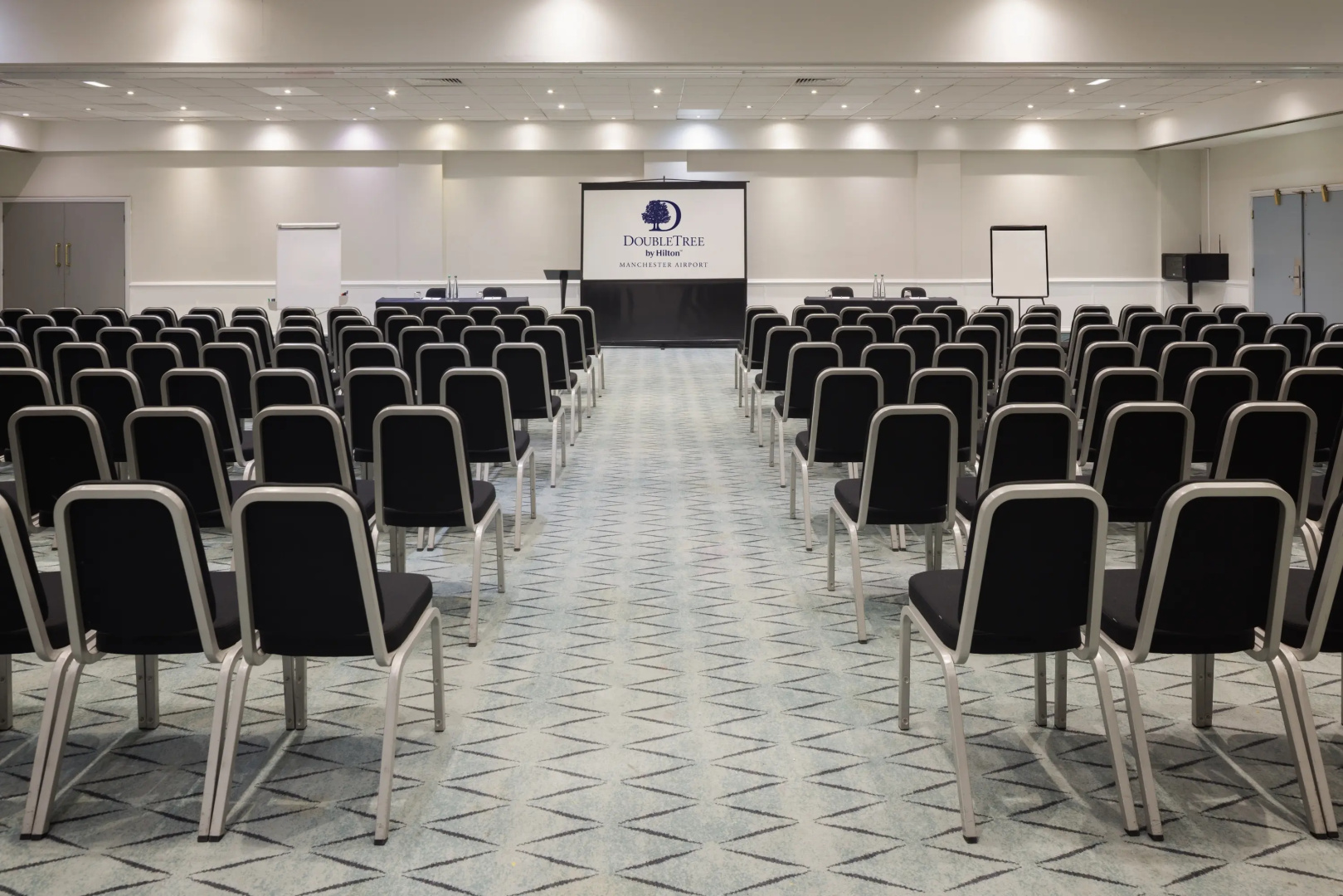 DoubleTree by Hilton Manchester Airport
