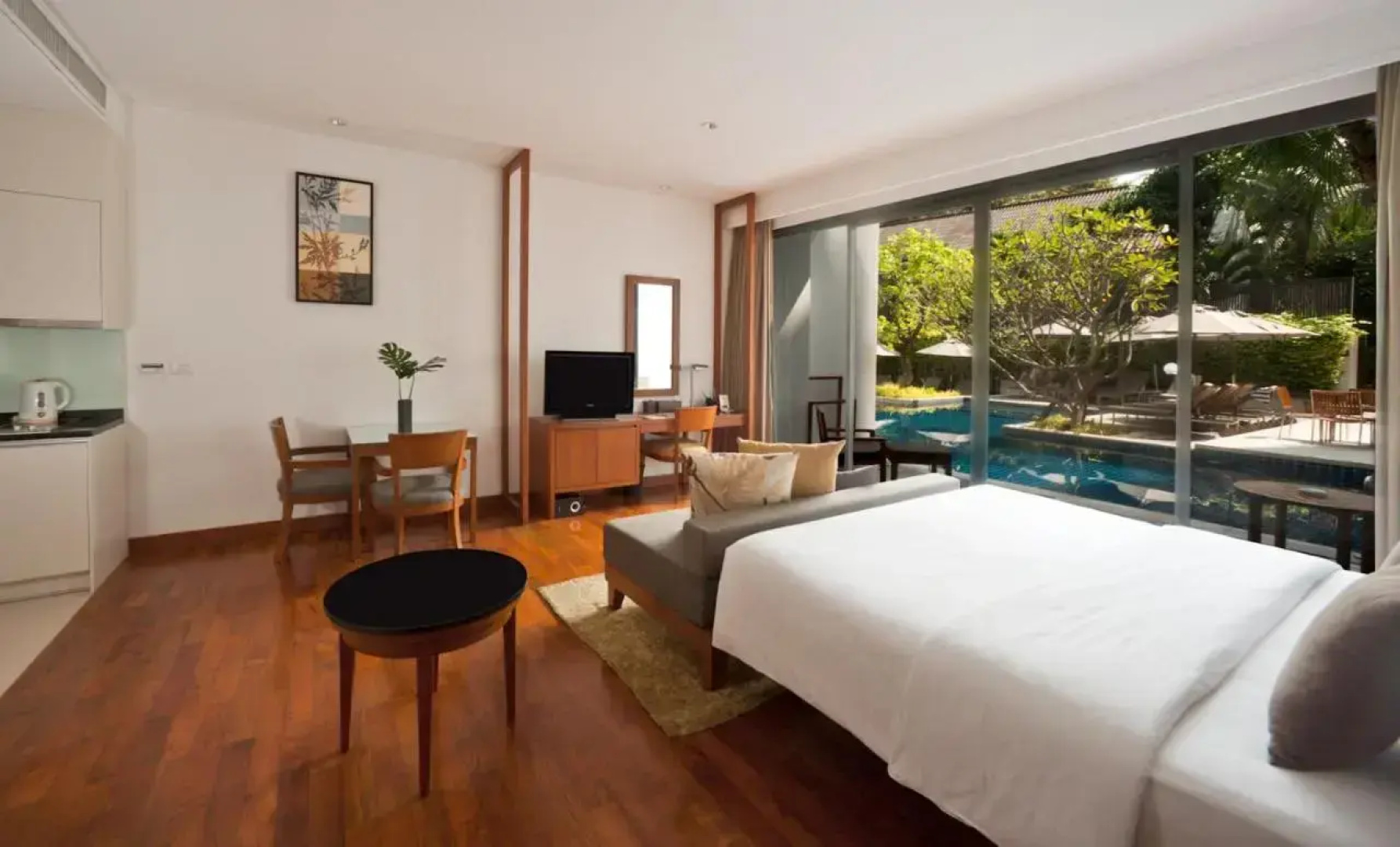 Woodlands Suites Serviced Residences