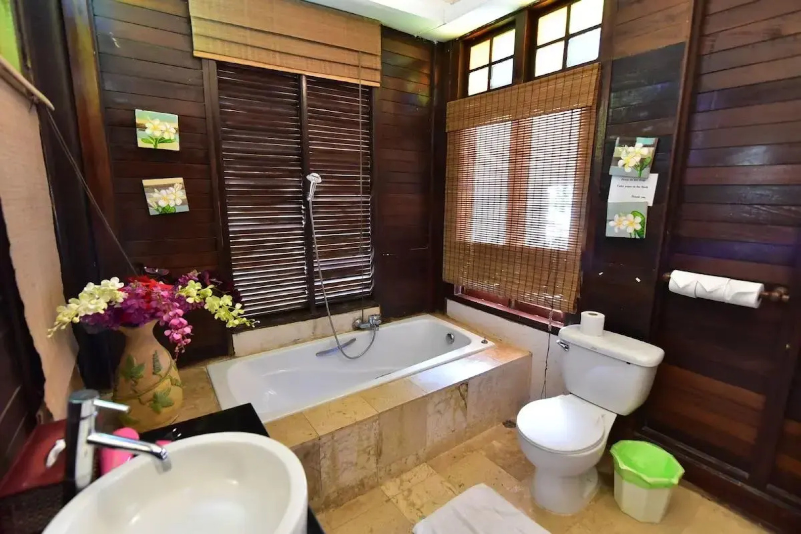 Отель Koh Ngai Thanya Beach Resort