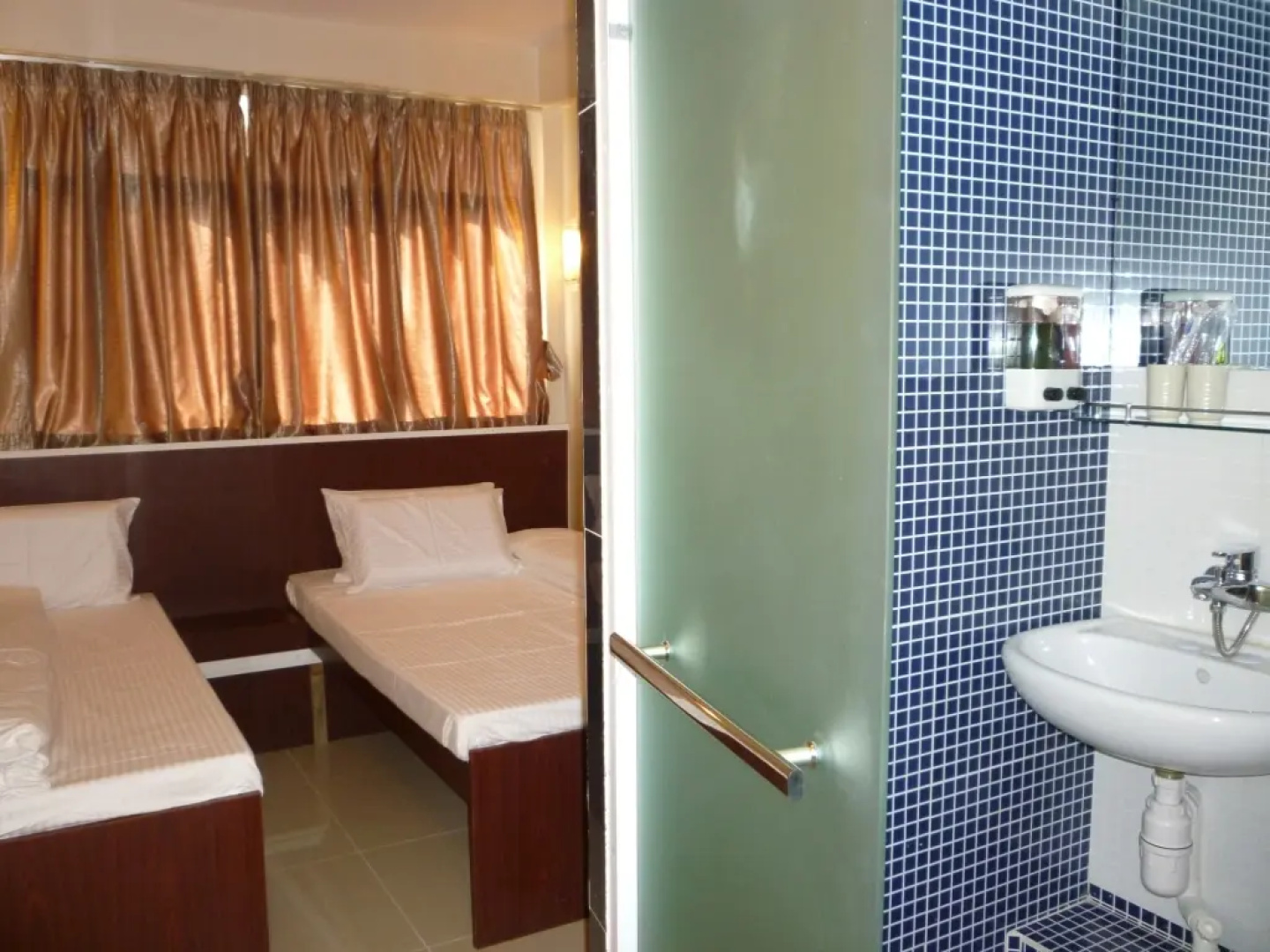 Hankow Hotel