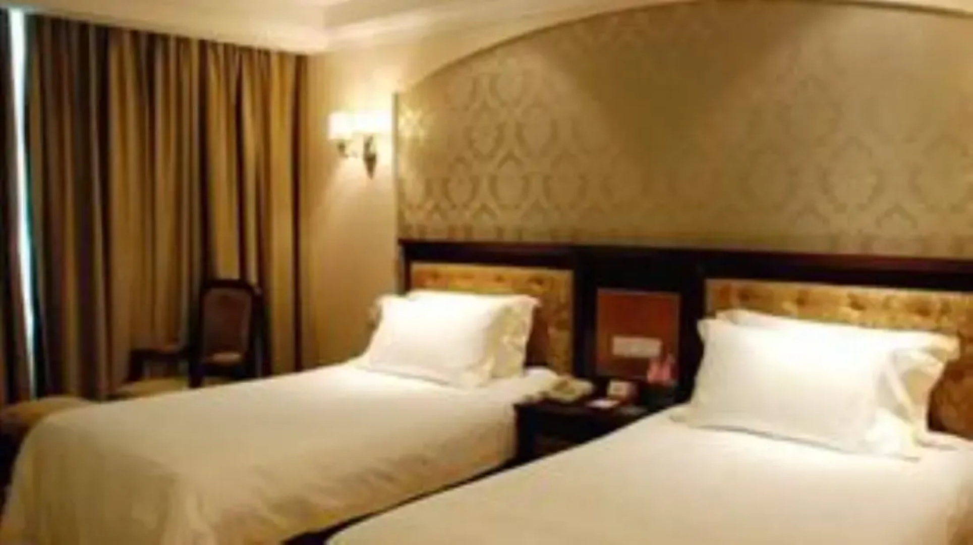 Foshan Sanshui ShiHuang Garden Hotel