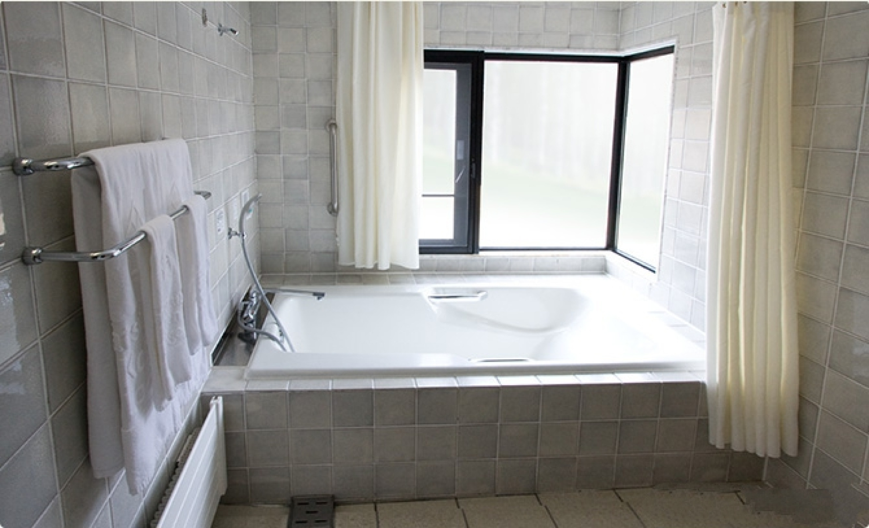 Yatsugatake Lodge Atelier Hotel