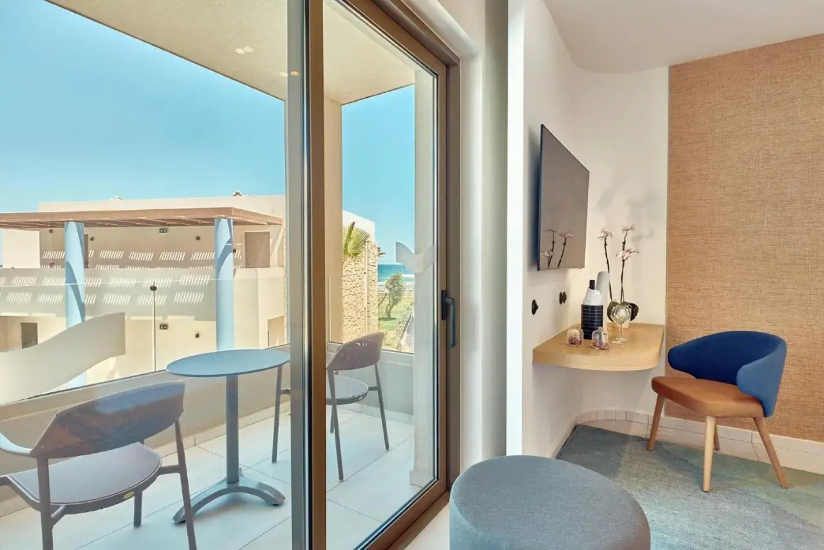 Paralos Kosta Alímia