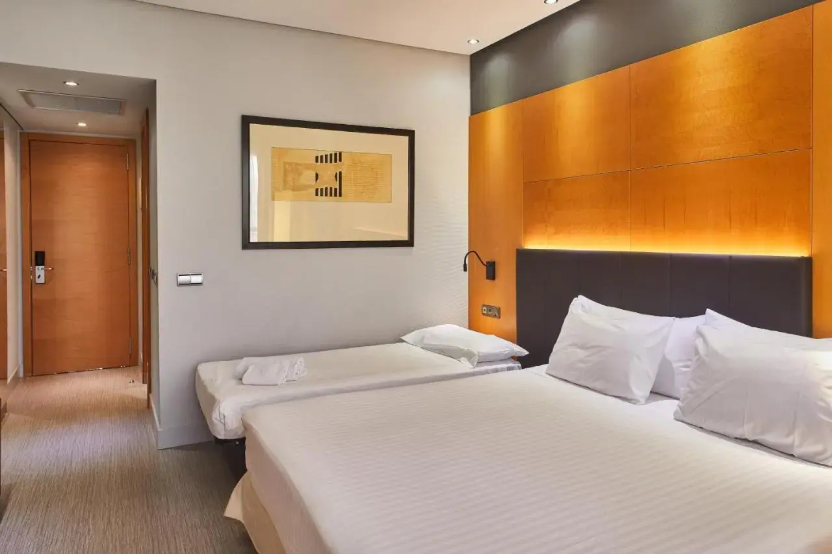 Отель Eurostars Puerta Madrid