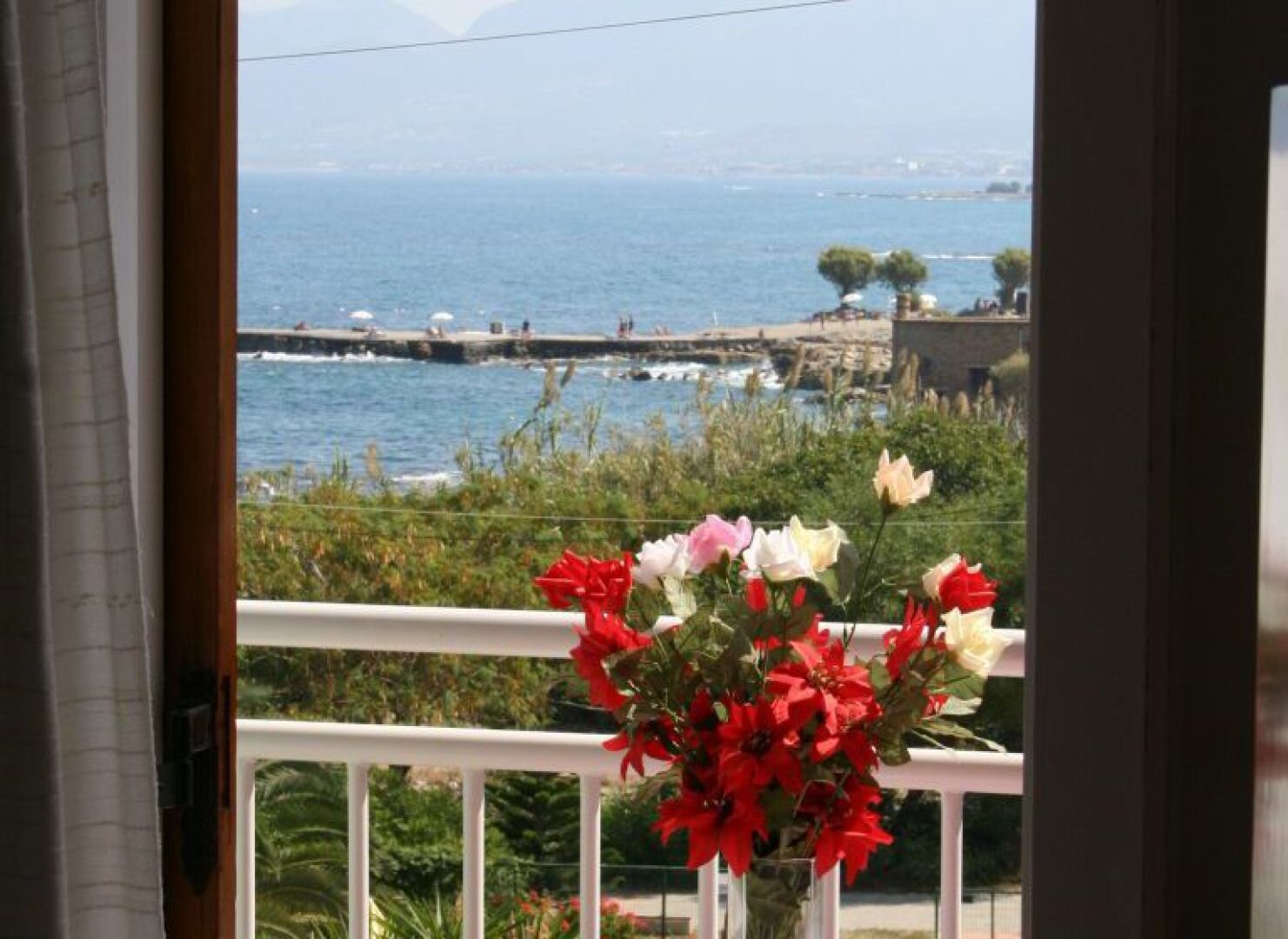 Lovely Holidays Hotel