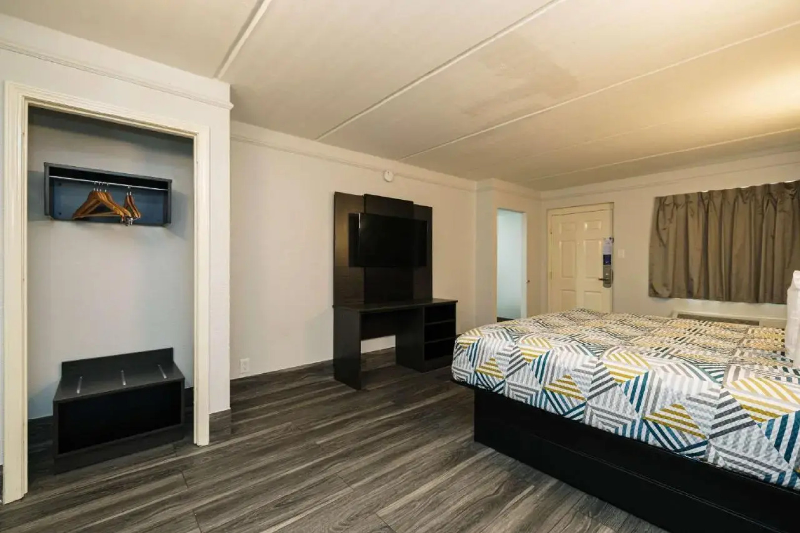 Motel 6 Baytown, TX - Garth Rd