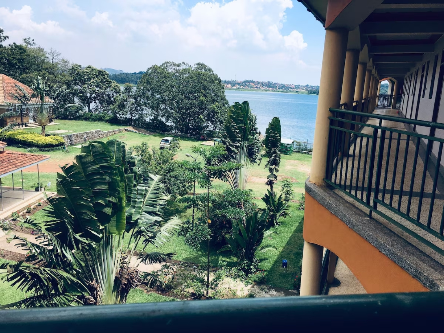 Nabinonya Resort Beach Hotel