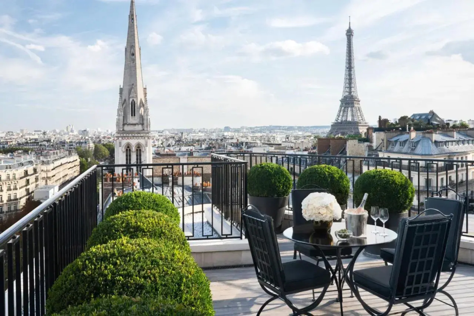 Отель Four Seasons George V