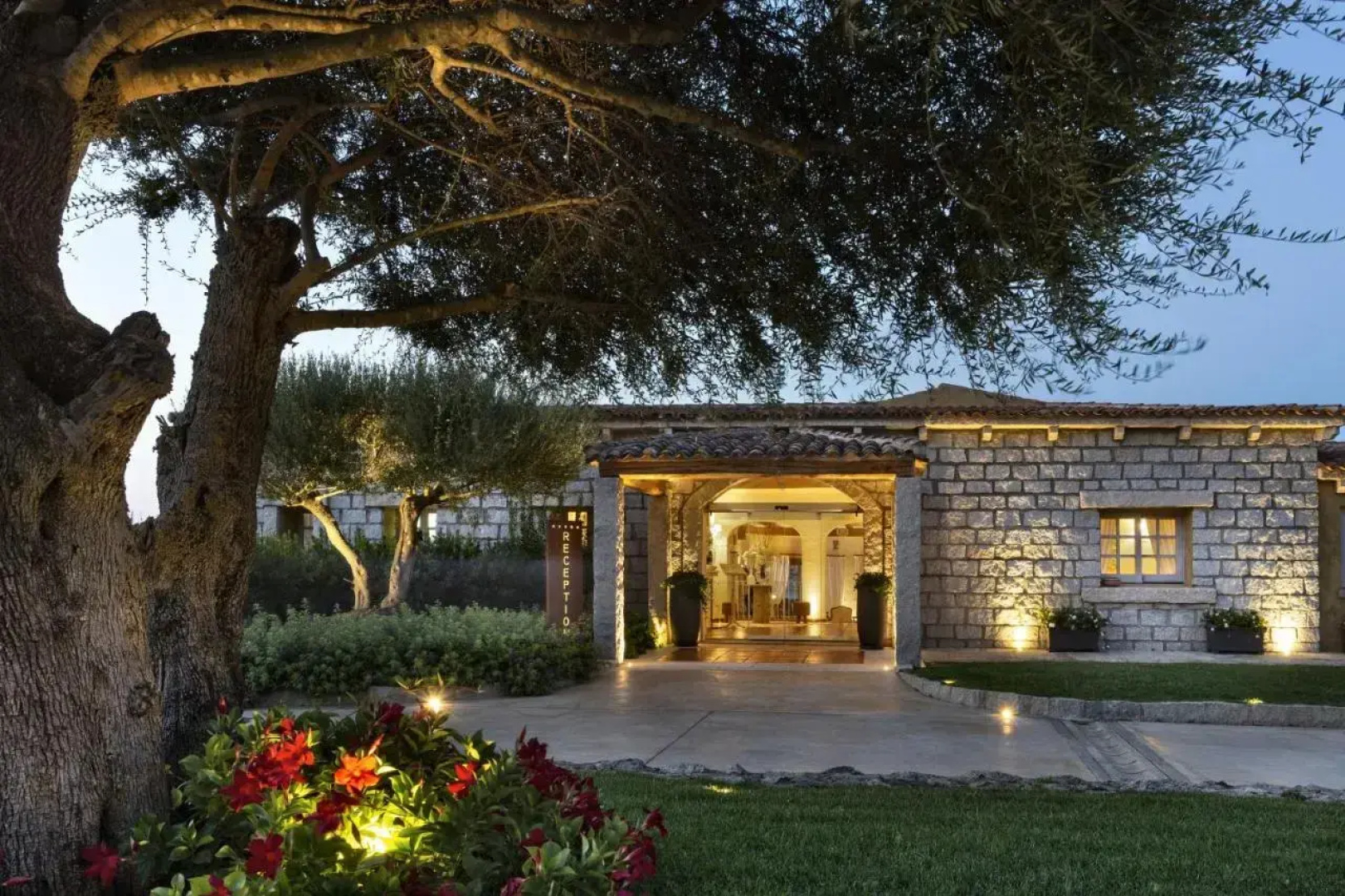 Li Finistreddi Exclusive Country Retreat