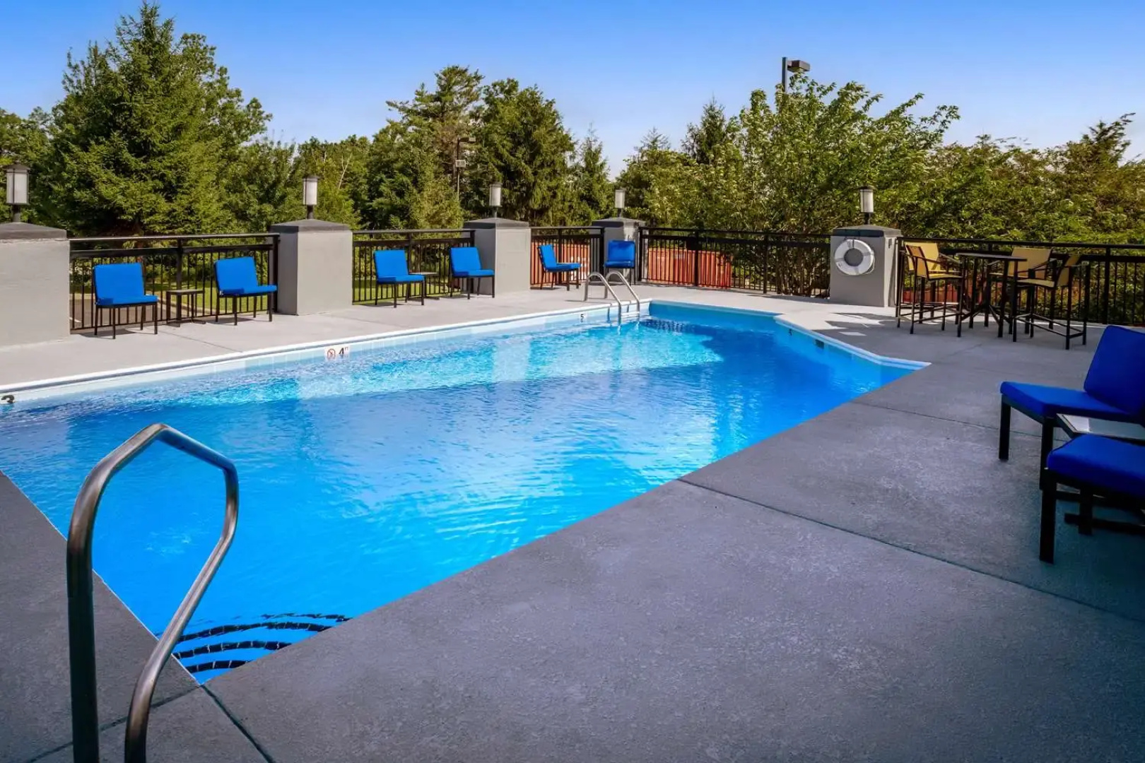 Best Western Plus Hotel Beckley Inn