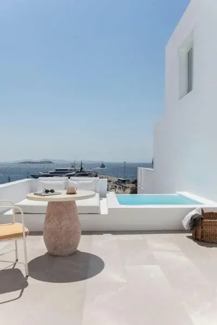 Porto Mykonos Hotel