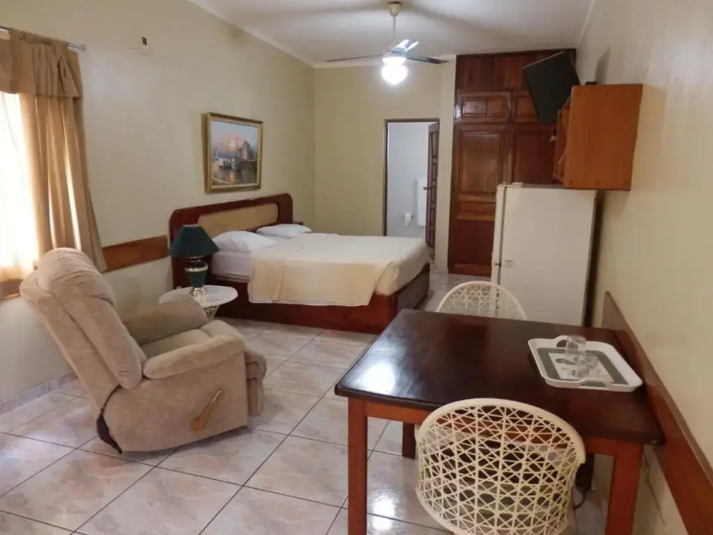 Hotel Garant & Suites