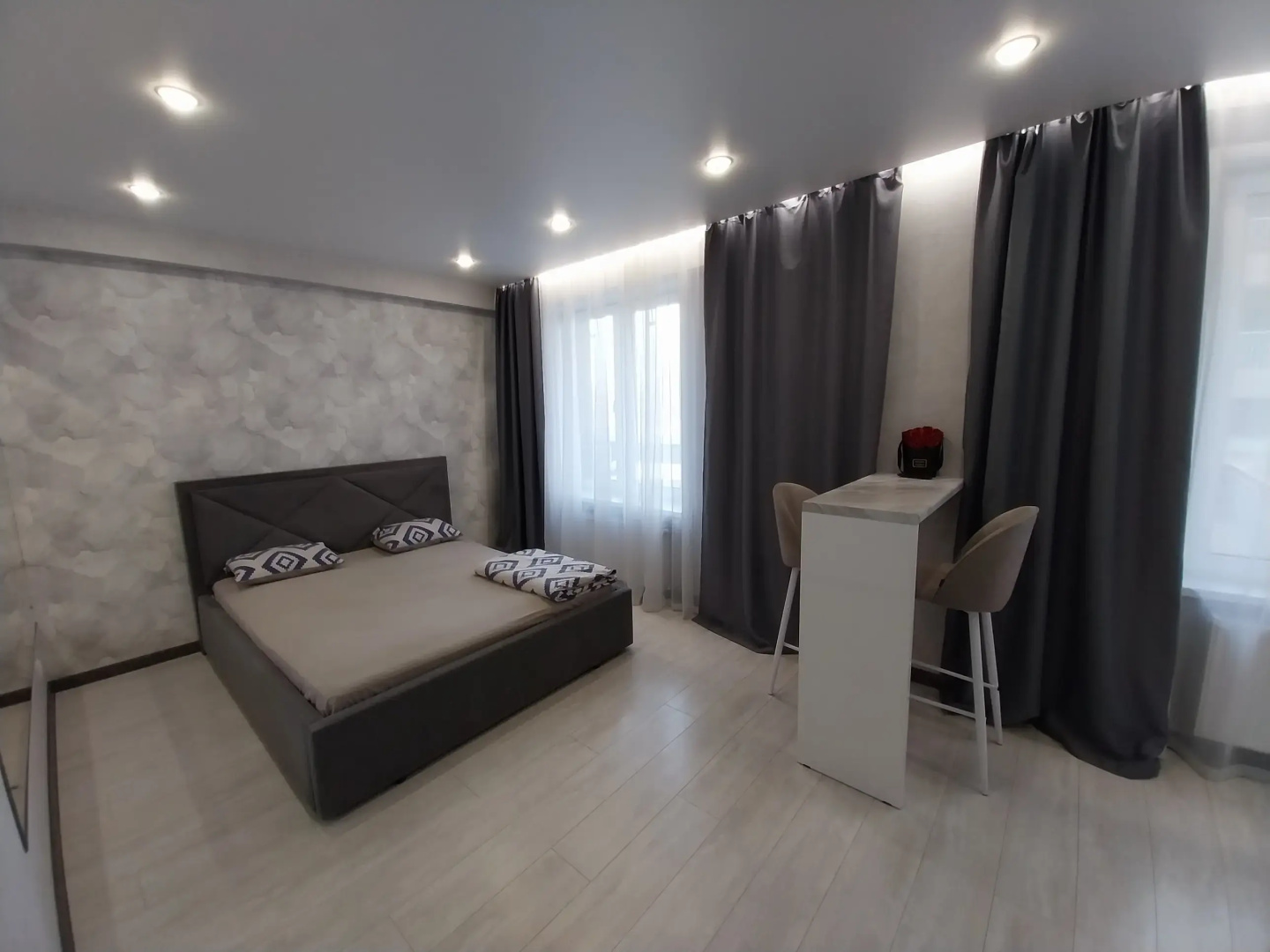 Studiya 15 Flat