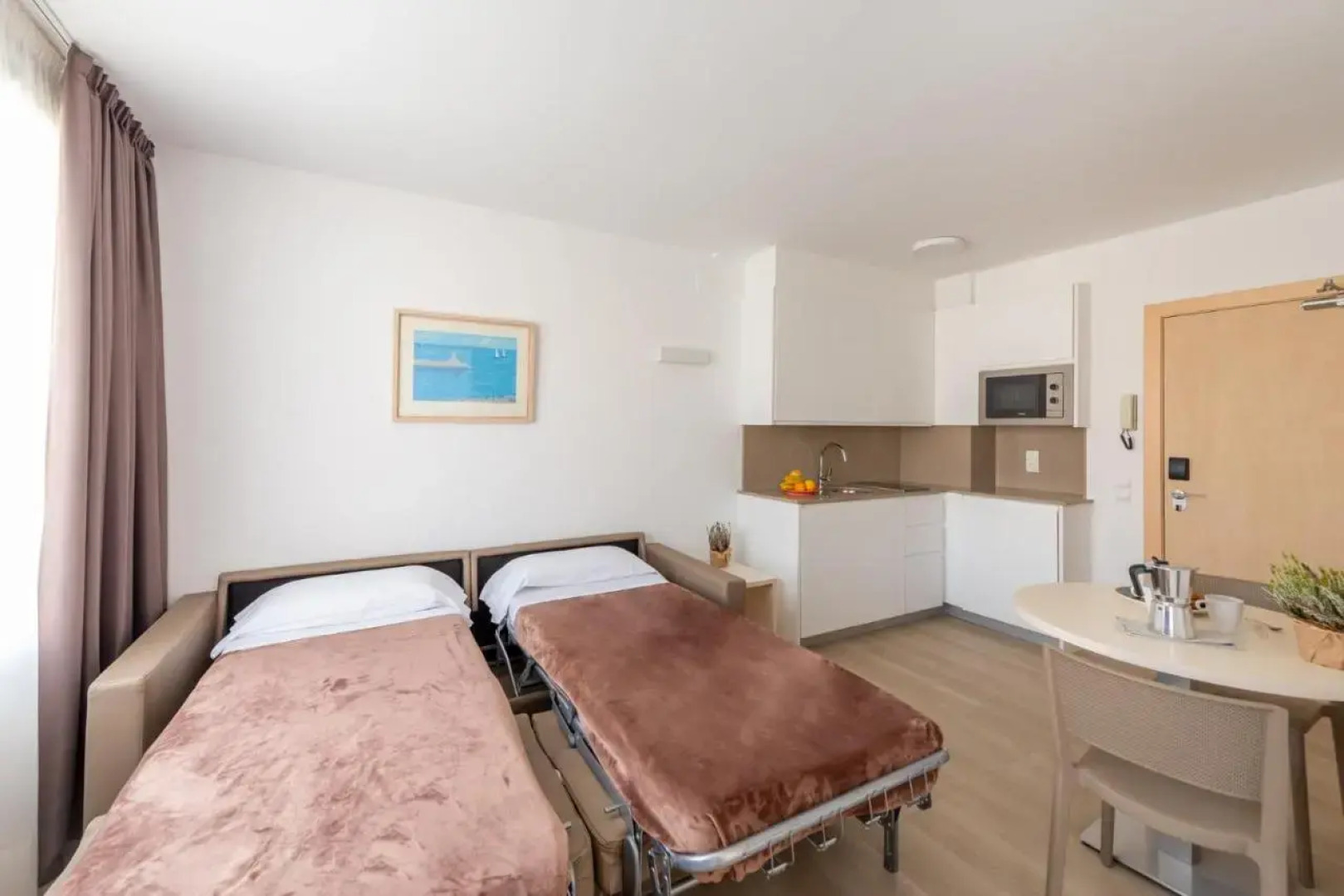 Atenea Park - Suites Apartments