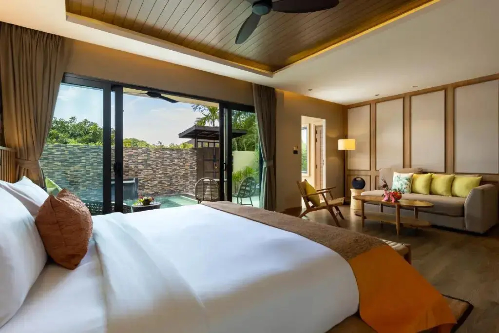 De Malee Pool Villas