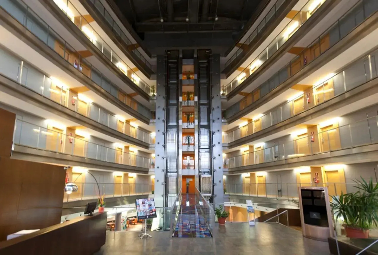 Отель Eurohotel Barcelona Gran Via Fira