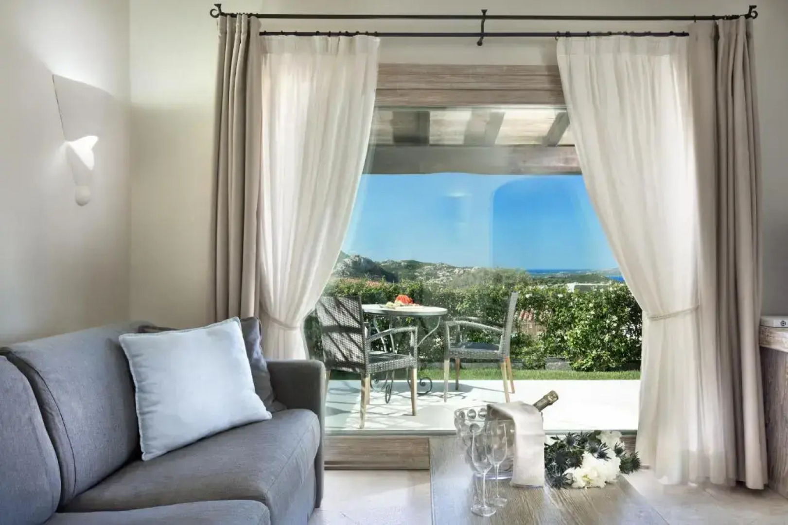 Li Finistreddi Exclusive Country Retreat