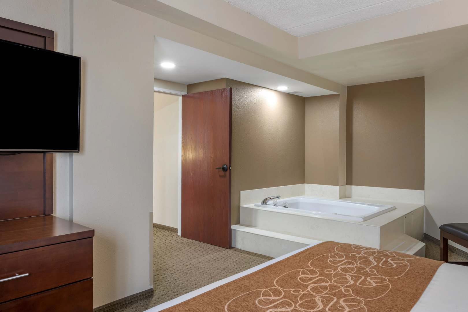 Comfort Suites State College near Penn State