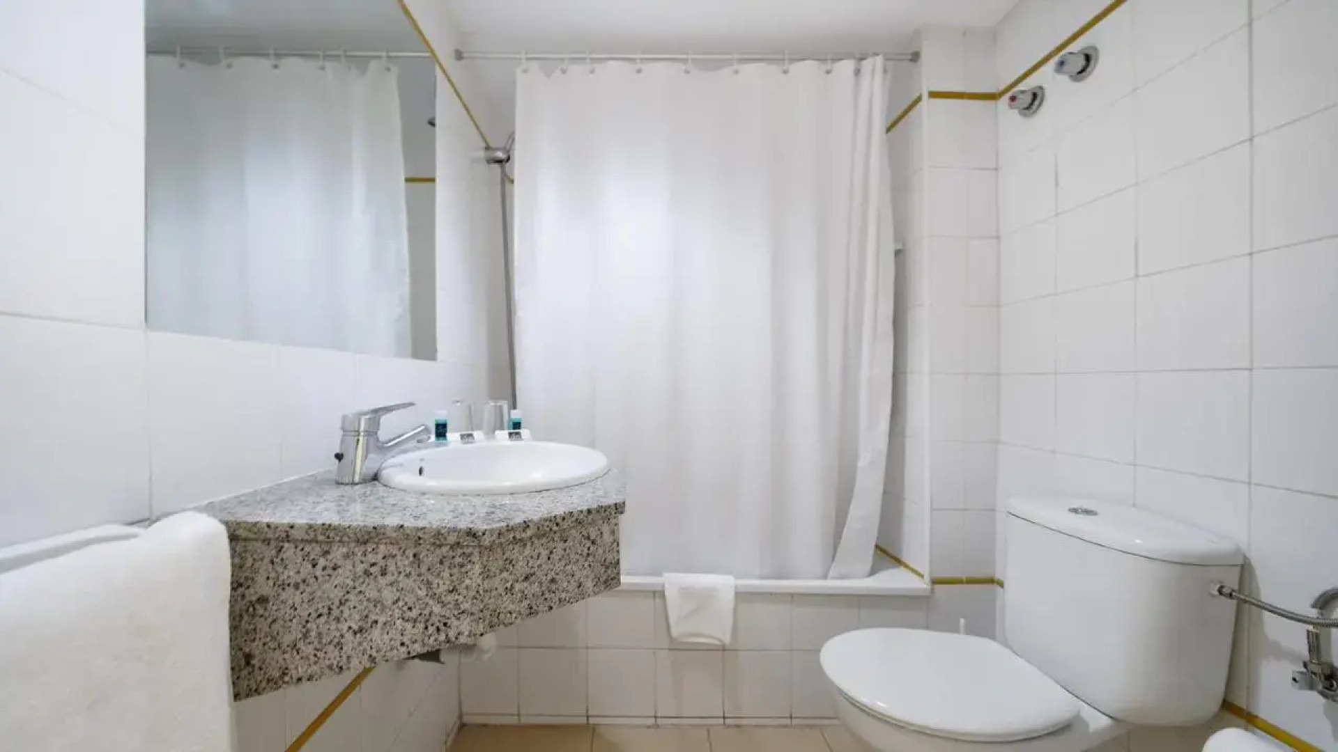 Отель Ura Jardín del Atlántico