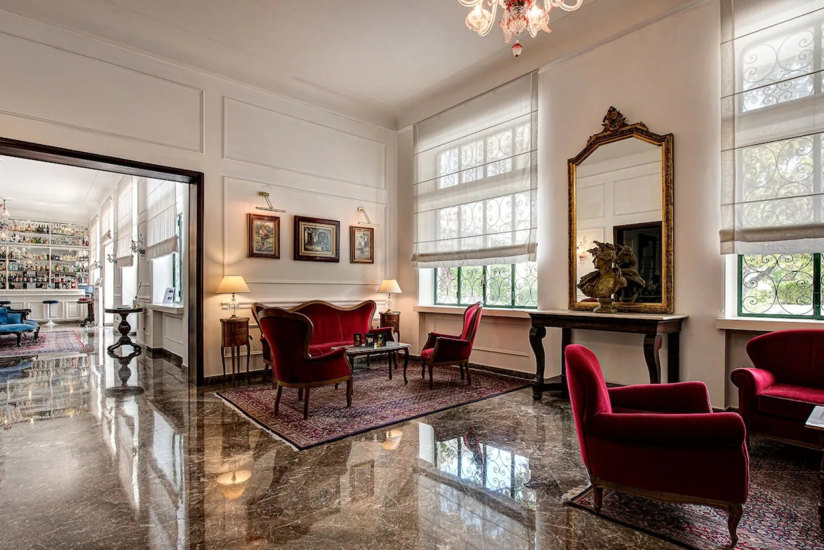 Majestic Palace Hotel