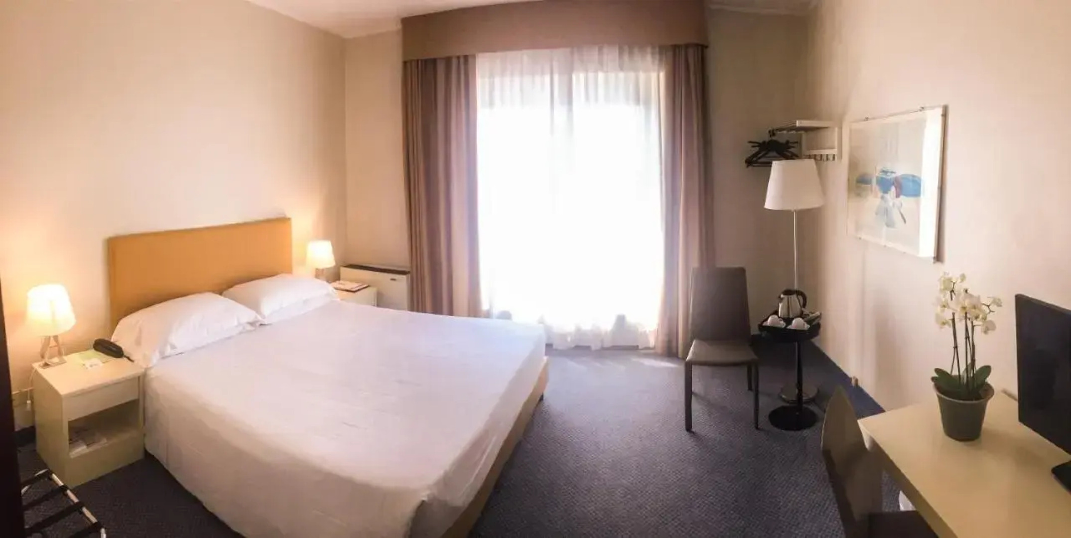 Отель Blaise & Francis