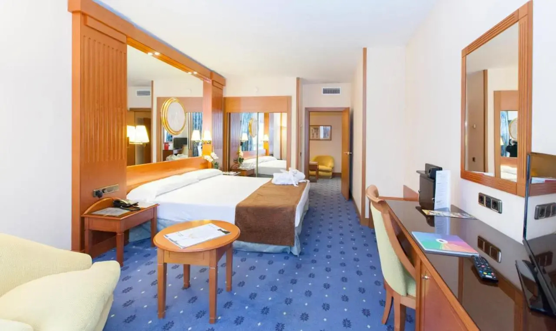 Hotel Los Bracos by Silken