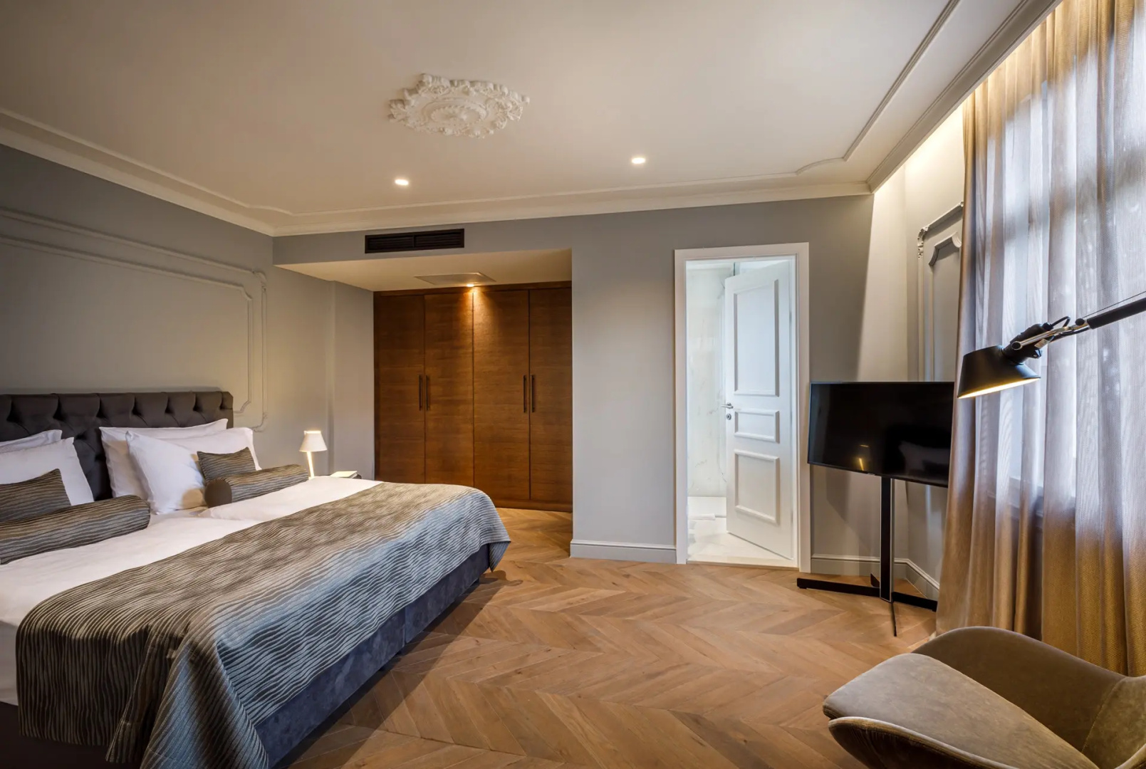 Hotel Ambasador