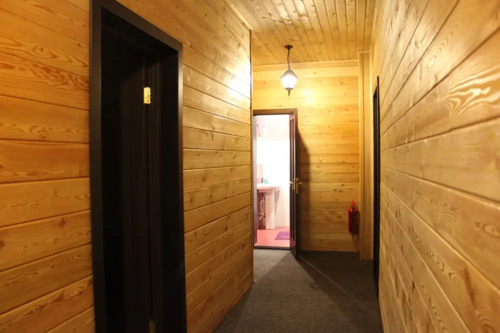 Na Kedrovoy Cottage