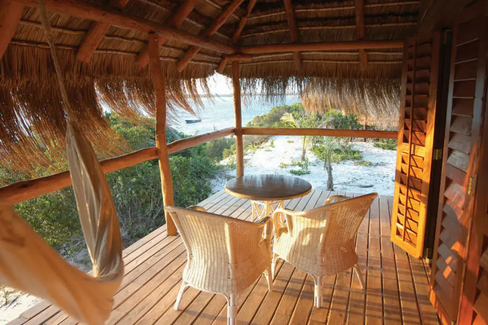 Nyati Beach Lodge
