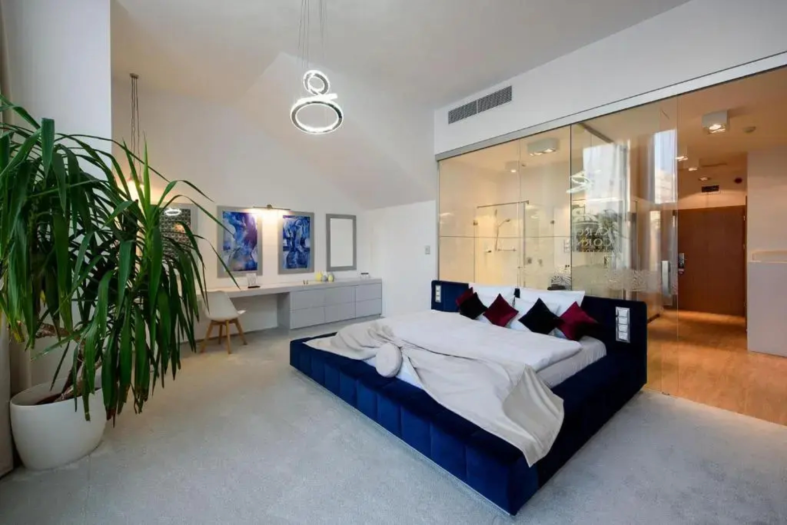 Karoly Corner Residences